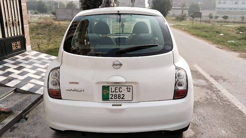 Nissan March 2012 1