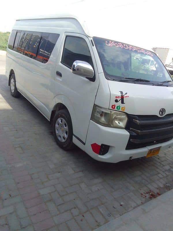 Toyota hiace 1