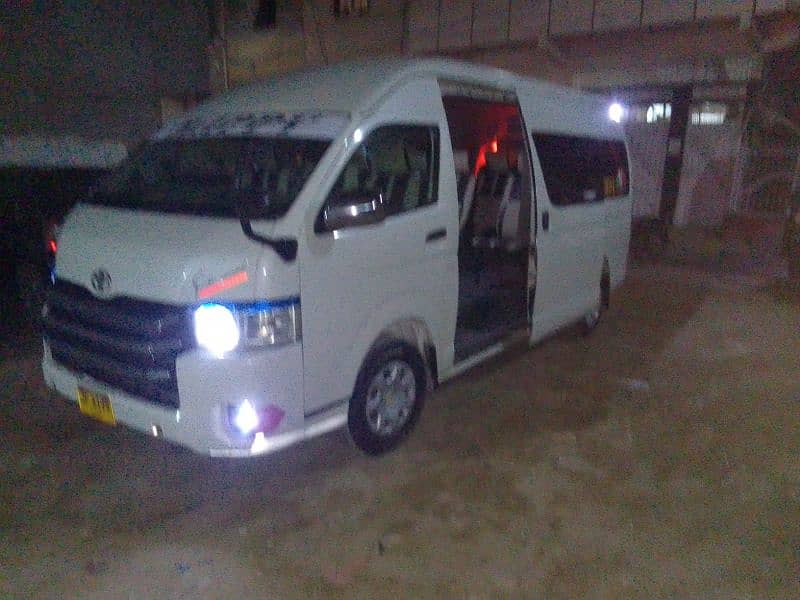 Toyota hiace 3