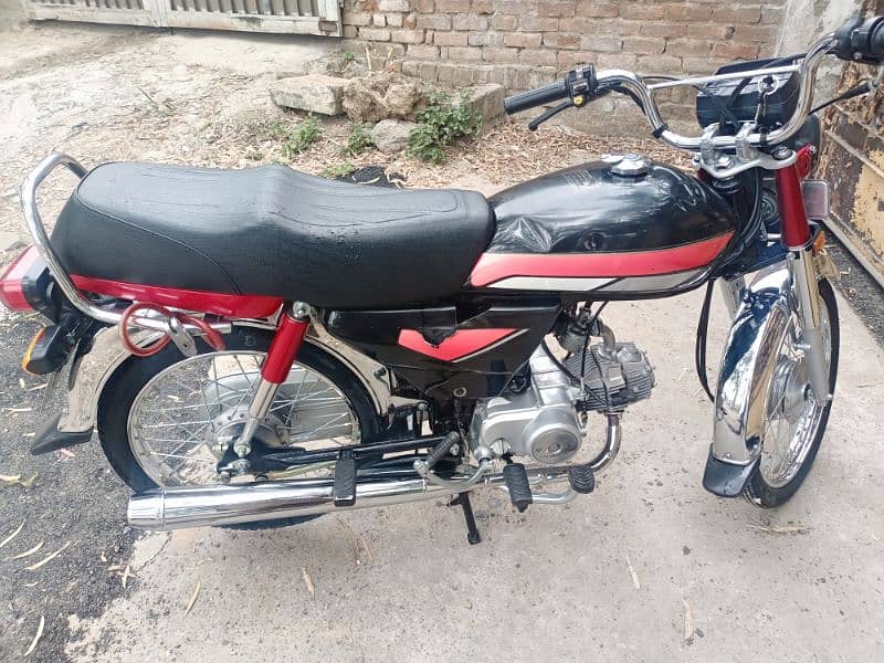 Honda CD 70 2023 MODEL 1