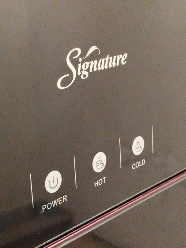 signature water dispenser 0