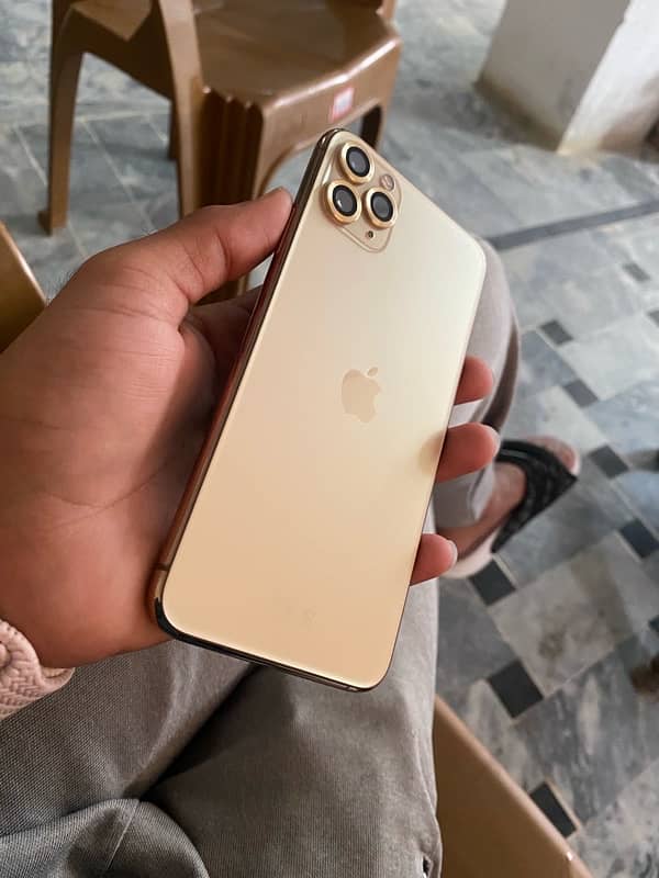 iPhone 11 P Max 256GB Non Pta 0