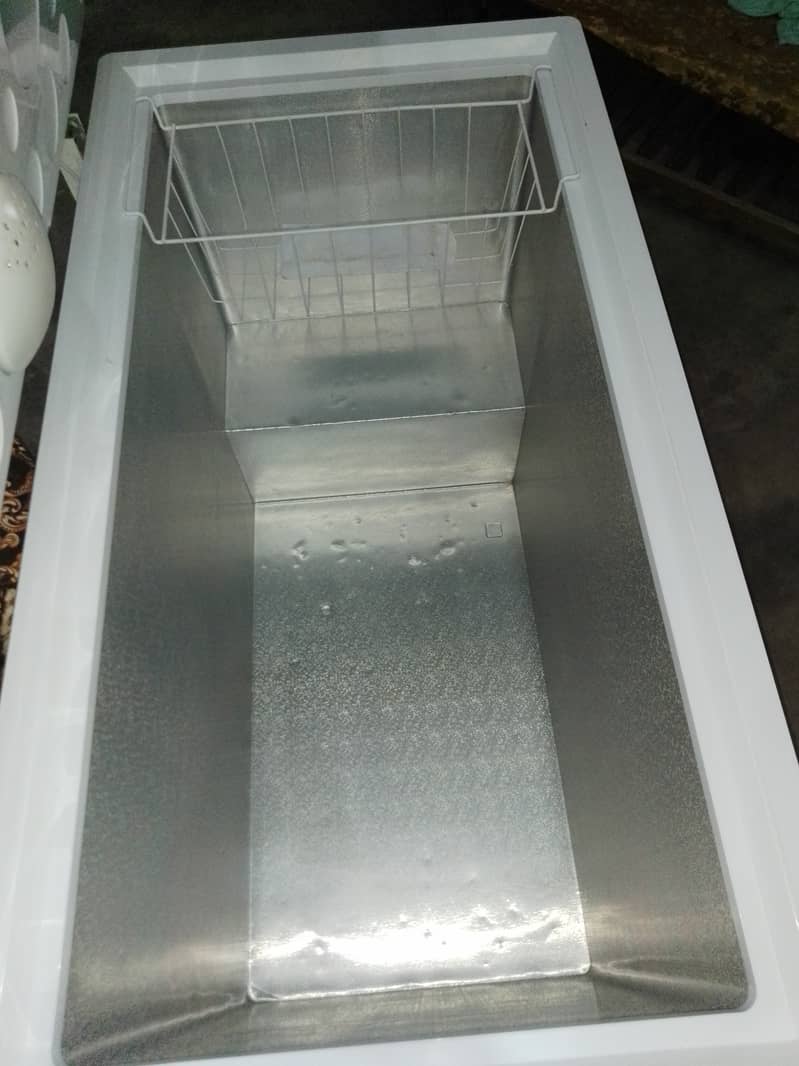 Haier Single door freezer model 405 2