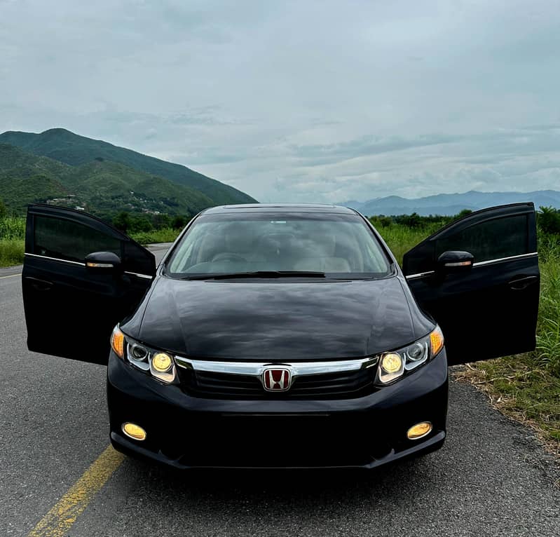 Honda Civic Oriel 2015 Oriel Black 1