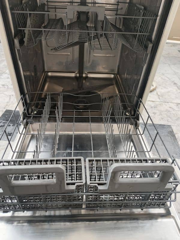 Dishwasher for sale/Whirpool Dish Washer for sale 7