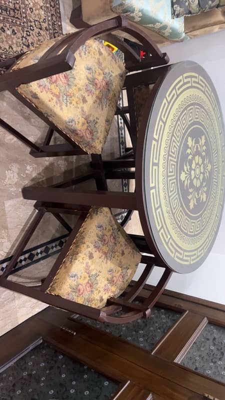 4 chairs dining table 2