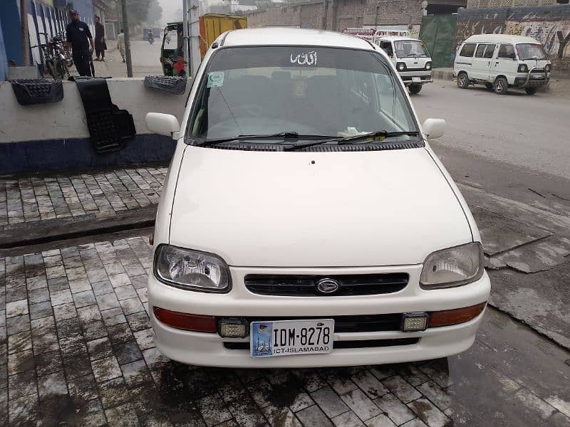 Daihatsu Cuore 2003 10