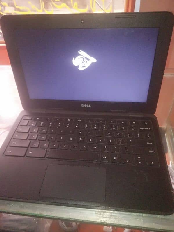 Chromebook 11 3180 good condition wattsap number 03476822486 2