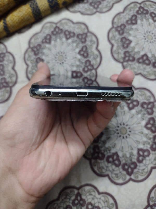 vivo y17 10/10 condition urgent sale only mobile 0