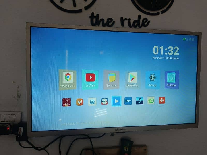 Ecostar LED 32'' Simple 0