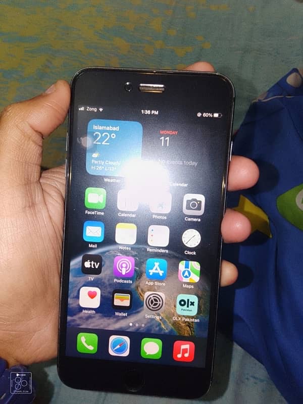 iphone 8 plus offical pta approved condition 8 by 10 0