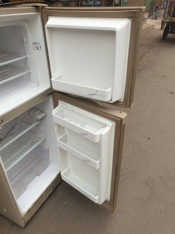 Dawlance small fridge 1