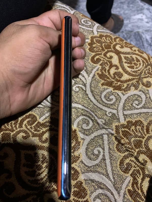 Huawei mate 30 pro with original box urgent sale 5