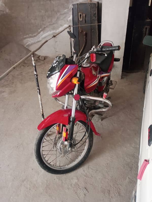 Honda CG Dream 125 0