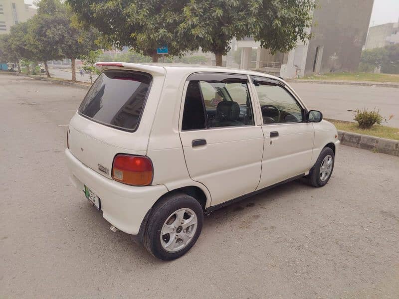 Daihatsu Cuore 2008 9