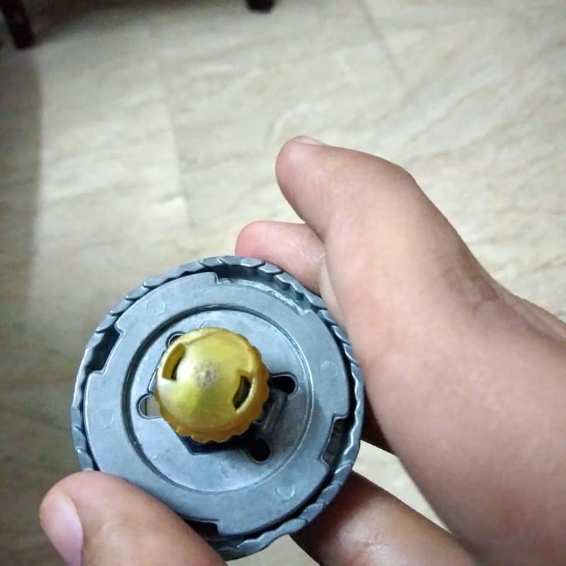 Original Takara Tomy Metal Beyblades For Sale 3