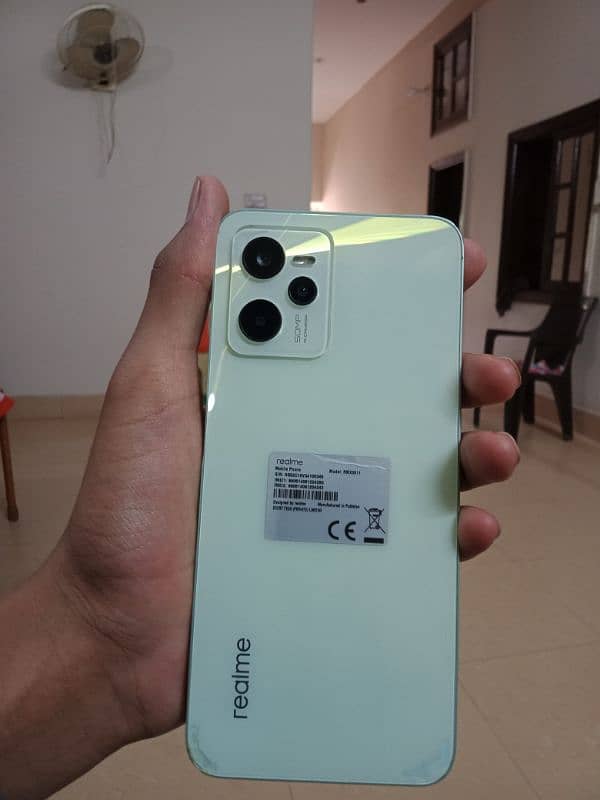 Realme C35 4