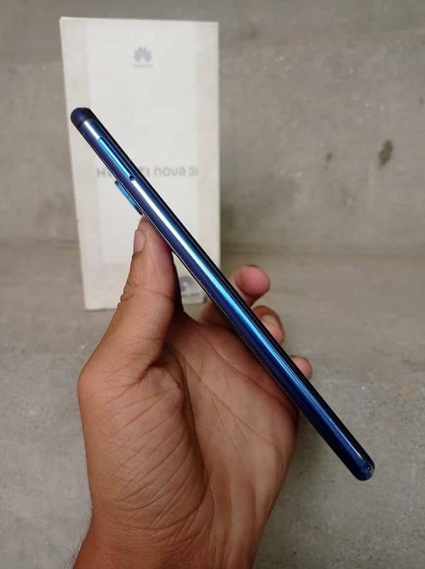 huawei nova 3i urgent sale 6