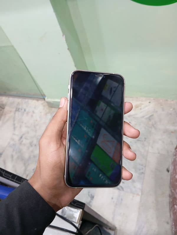 iPhone XR convert 15 pro 42500 1