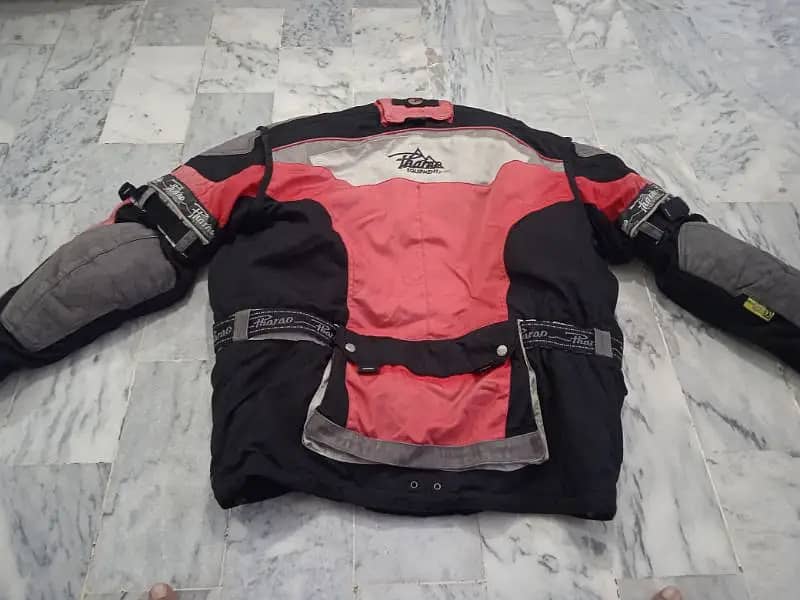 Top Box, Tank Bag Rider Jacket and More (Urgent Sale) 25000 10