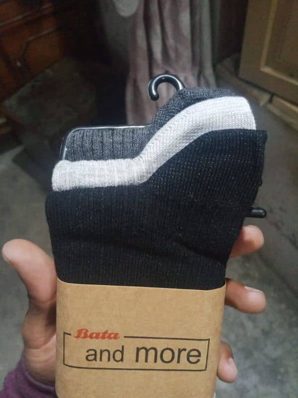 leggi socks and socks 2