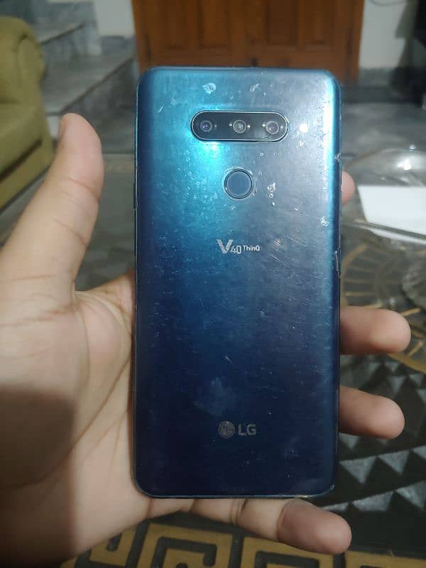 lg v40 Thinq 6gb 128gb double sim working 2