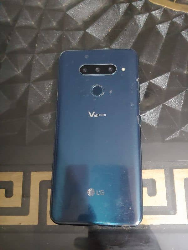 lg v40 Thinq 6gb 128gb double sim working 8