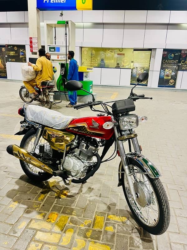 Honda 125 special Gold Edition 1