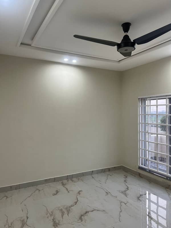 Charming 5 Marla House For Sale In  Dream Gardens  , Lahore Prime Location 21