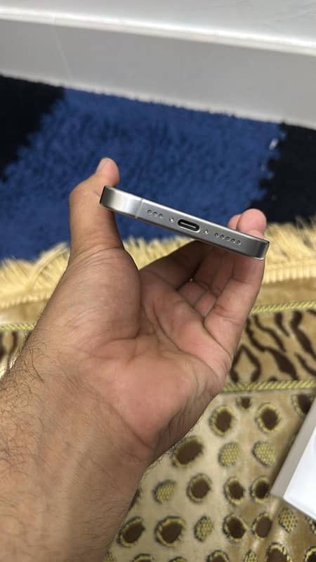 iphone 15 pro 256 gb sim working 3month 1