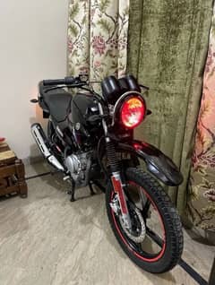 YAMAHA YBR 125