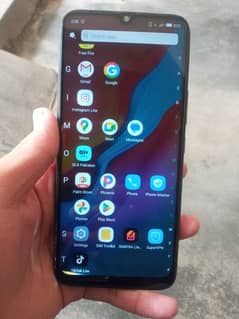 Infinix hot 8 lite for sale 2 32