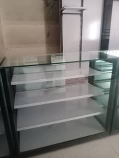 Jewllery Counter 12mm glass with racks light