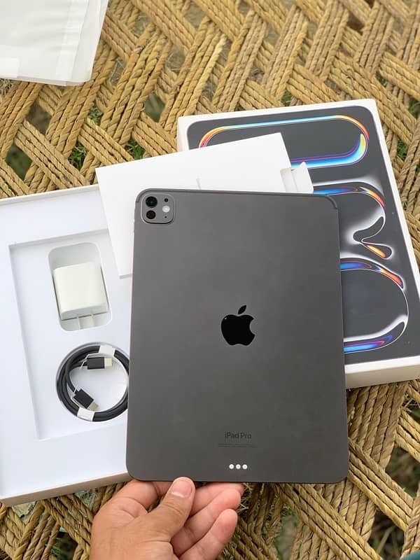 Ipad pro M4 chip 256 GB 0