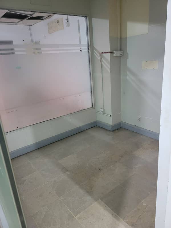 Sami furnished office for rent 2270sqft in shahar e Faisal. 6