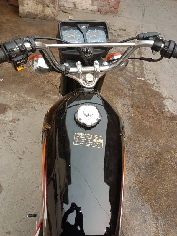 Honda 125 2022 model all genuine 5