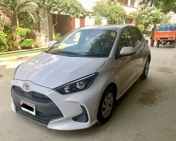 Toyota Yaris janonese 2020/24 1