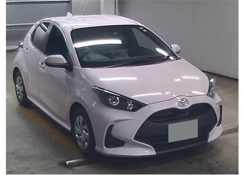 Toyota Yaris janonese 2020/24 6