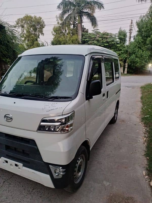 Daihatsu Hijet 2019 3