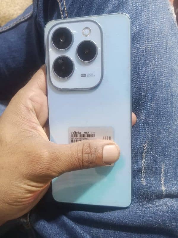 Infinix hot40 pro for sale final 35000 4