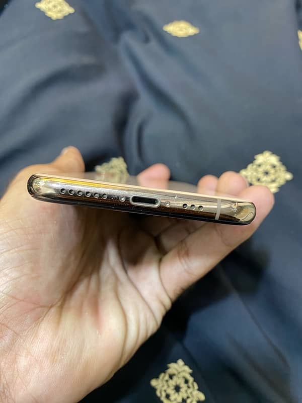 iPhone XS 256gb PTA Dual Approved 1