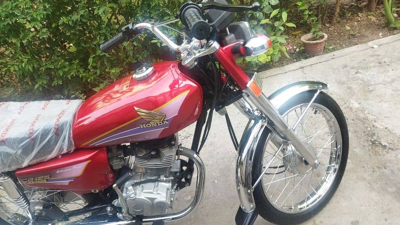 Honda 125 2000 model Antique bike 5