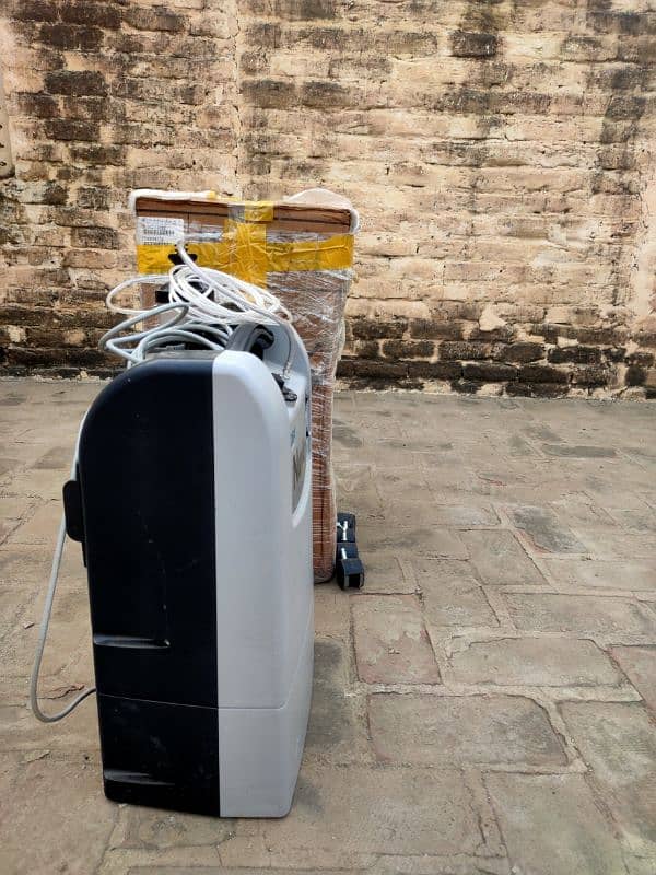 Oxygen Concentrator 1