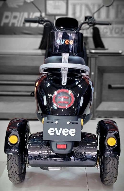 evee 3 wheel ( three wheel ) Electric Scooty 16