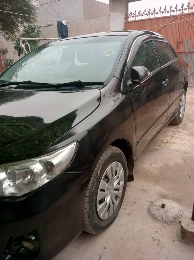 Toyota Corolla XLi VVTi 2011 3