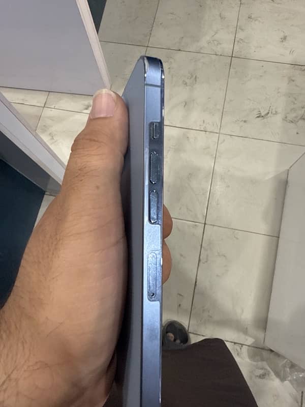 IPHONE 13 pro PTA approved 4