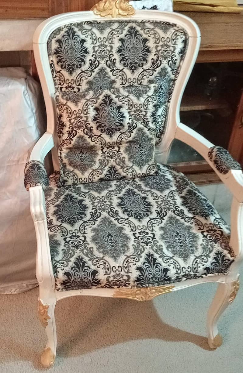 Sofa Chair For Sale / Bedroom Chairs / Deco Painted Chair 1