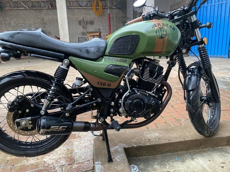 Super Star 1500-cc Heavy Bike 0