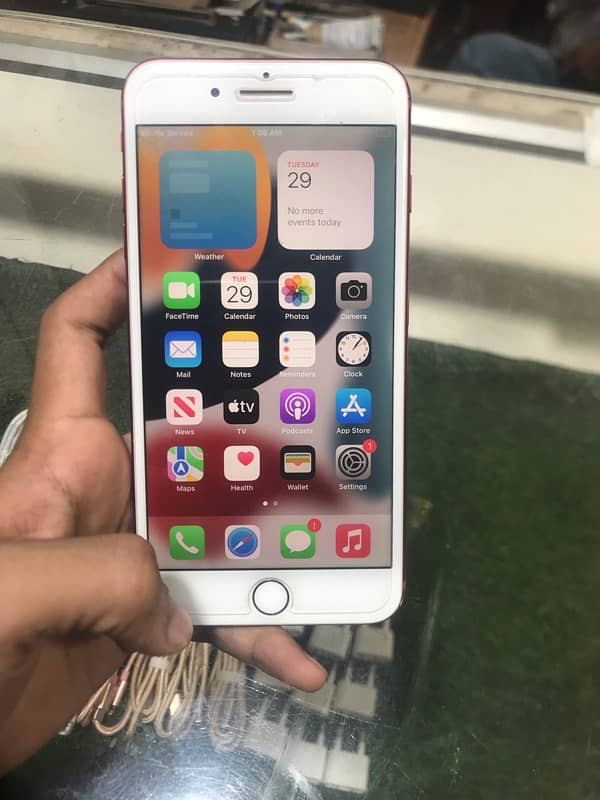 Urgent sale iphone 7 plus 2