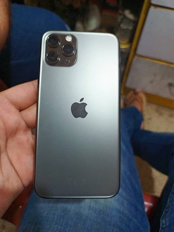 IPHONE 11 pro 256gb non pta 2